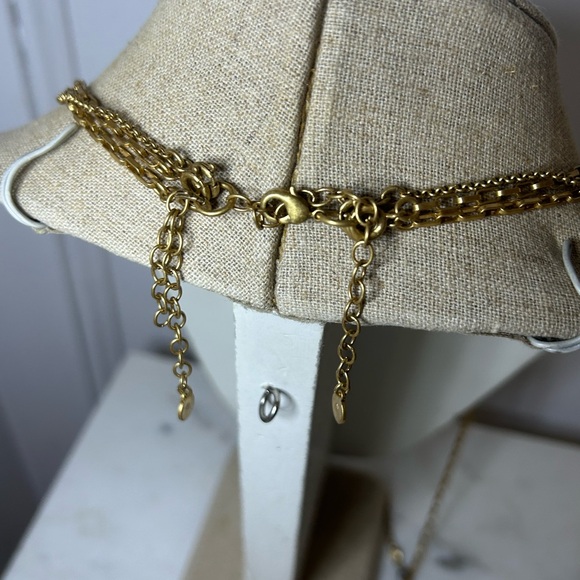 Stella&Dot Layered Necklace with Horn Detail - like new/display only - Picture 3 of 6